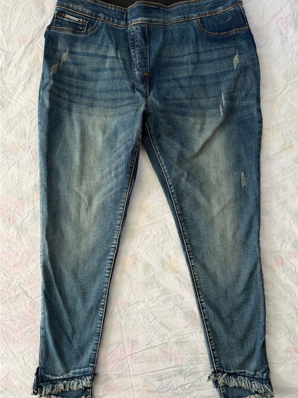 Coco + Carmen Blue Ankle Crop Distressed Jeans